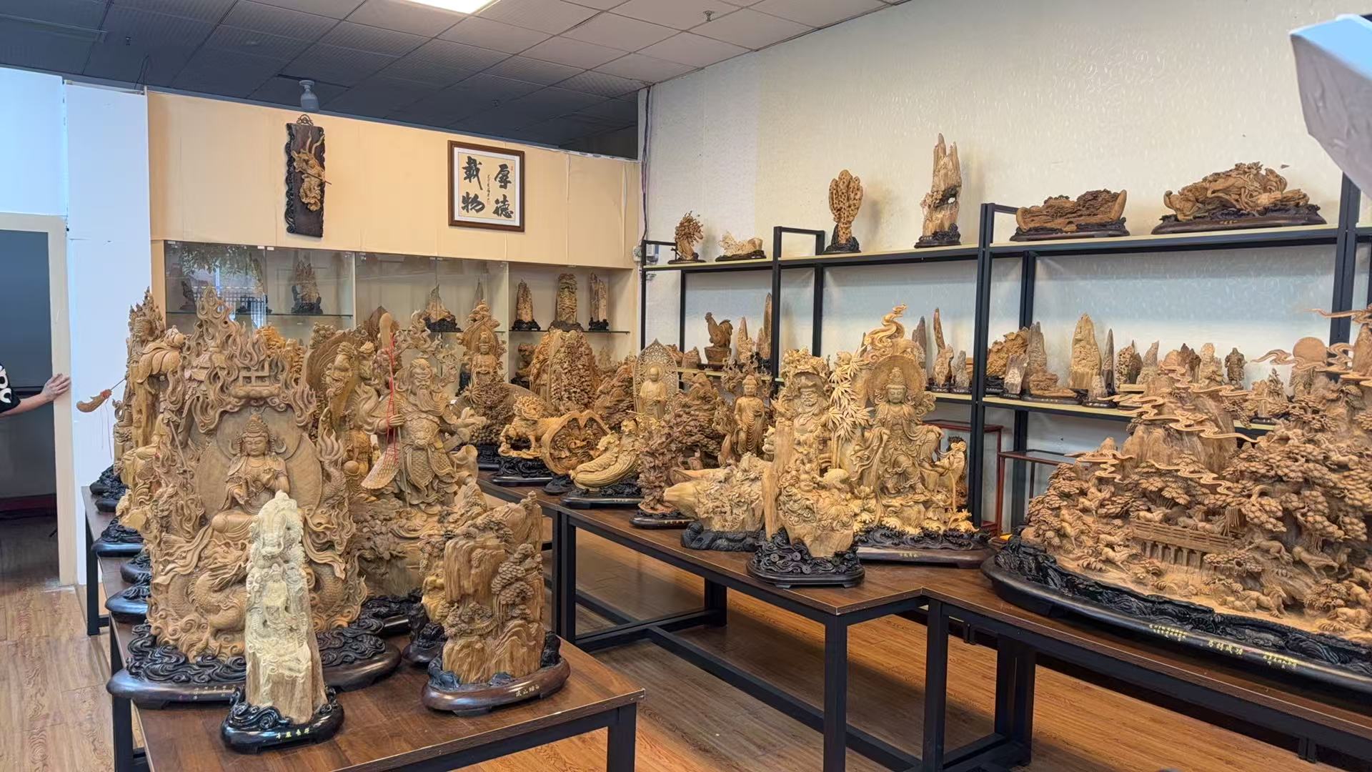 厦门沉香摆件